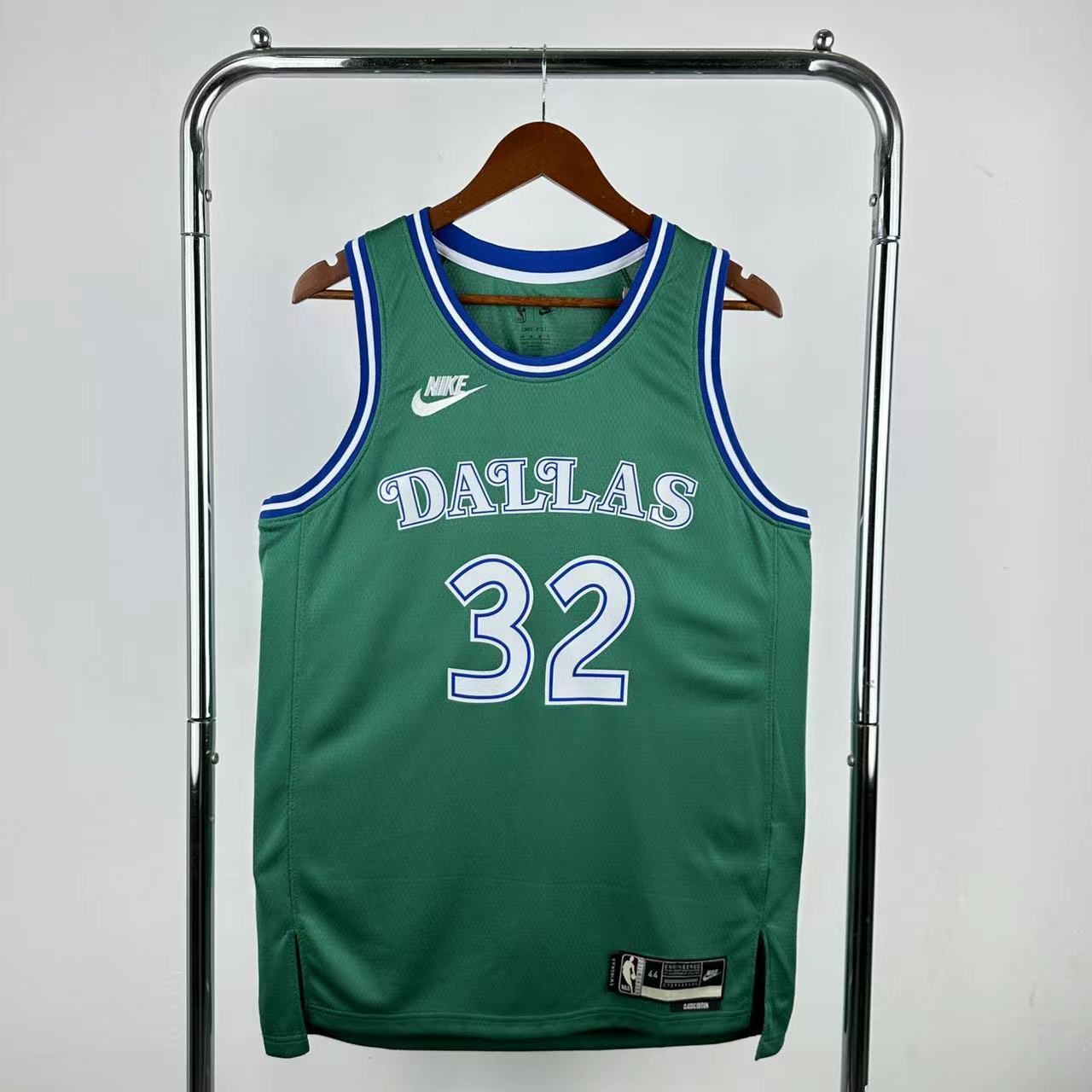 Men Dallas Mavericks #32 Flagg Green Throwback Nike Season 2026 NBA Jersey